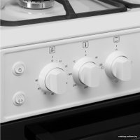 Кухонная плита MAUNFELD MGC60ECW04