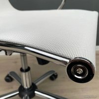 Офисное кресло AksHome Опера Нью (белый)