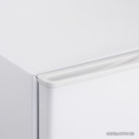 Однокамерный холодильник Tesler RC-95 (белый)