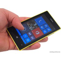 Телефон Nokia Lumia 525