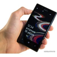 Смартфон Nokia Lumia 720