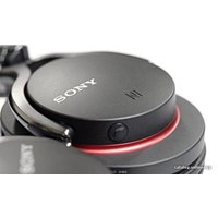Наушники Sony MDR-1RBT