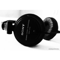 Наушники Sony MDR-V150