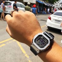 Наручные часы Casio G-Shock GMW-B5000-1E