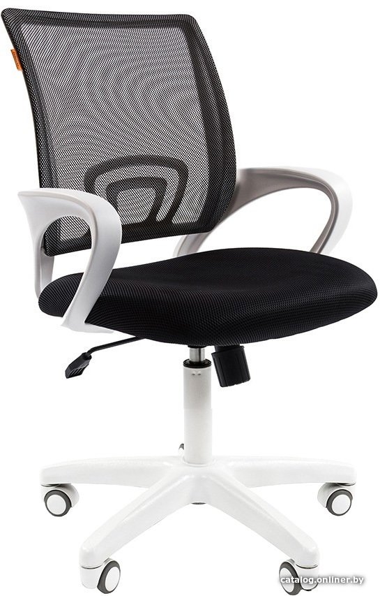 Офисное кресло CHAIRMAN 696 white (черный)
