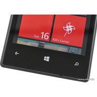 Телефон Nokia Lumia 520