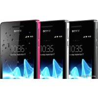 Смартфон Sony Xperia V LT25i