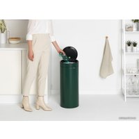 Мусорное ведро Brabantia Touch Bin New 30 л (зеленая сосна)