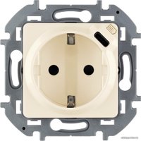 Розетка Legrand Inspiria 673771