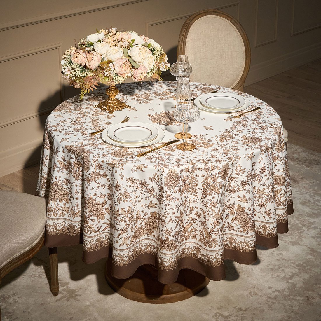 

Скатерть Lefard Rich Garden 850-754-23 (белый)