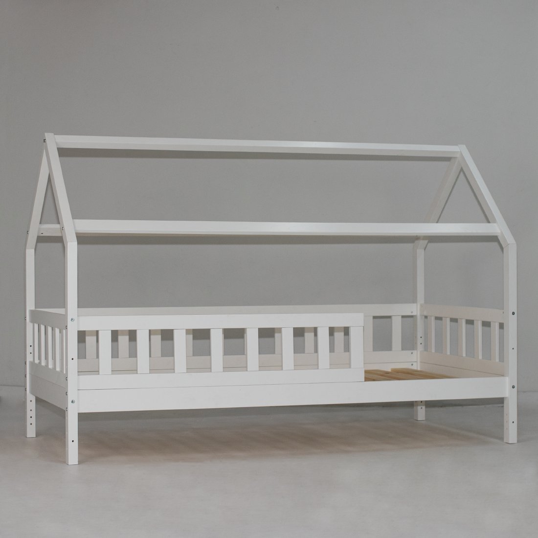 

Кровать-домик Millwood Sweet Dreams 1600 1600х800 (сосна белая)