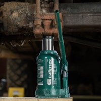 Бутылочный домкрат СибрТех 50810 30т