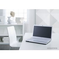 Ноутбук Sony VAIO VPC-EL2S1R/W