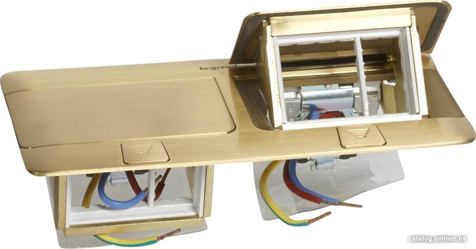 Блок розеток Legrand 054018