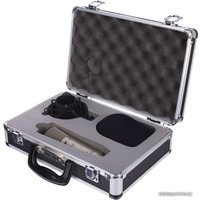 Проводной микрофон Behringer B-1