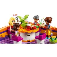 Конструктор LEGO Friends Закусочная Хартлейк-Сити 41747