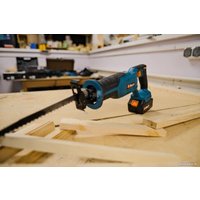 Сабельная пила Bort BRS-21LI-FD (с 2-мя АКБ)