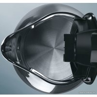 Электрический чайник Braun WK 600