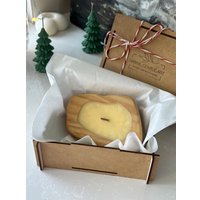 Ароматическая свеча Gentle Art в дереве Рождественское желание (деревянный фитиль)