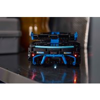 Конструктор LEGO Technic 42176 Porsche GT4 e-Performance