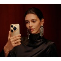 Телефон Huawei Pura 80 Ultra LMU-LX9 16GB/512GB (сверкающий золотой)