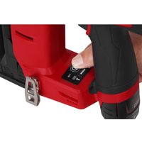 Гвоздезабиватель Milwaukee M12 FCN18GS-0X 4933493355 (с 2-мя АКБ, кейс)