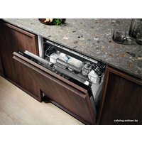 Встраиваемая посудомоечная машина Electrolux EEC67310L