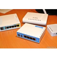 Wi-Fi роутер Mikrotik hAP lite (RB941-2nD)