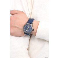 Наручные часы Timex TW2R46200