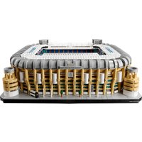 Конструктор LEGO Creator Expert 10299 Сантьяго Бернабеу—стадион ФК «Реал Мадрид»