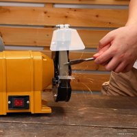 Заточный станок Deko DKGM350W 063-4423