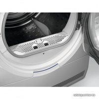 Сушильная машина Electrolux EW6CR527P