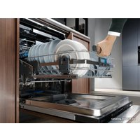 Встраиваемая посудомоечная машина Electrolux KECA7300W