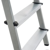 Лестница-стремянка Новая высота NV1130 (3 ступени)