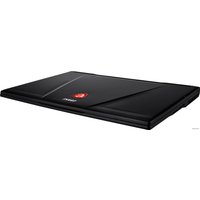 Игровой ноутбук MSI GE73 8RF-093RU Raider RGB