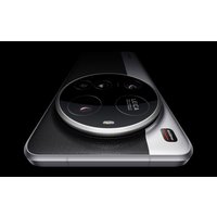 Телефон Xiaomi 15 Ultra 16GB/512GB международная версия (черный/серебристый)