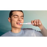 Электрическая зубная щетка Philips Sonicare 2100 HX4021/03