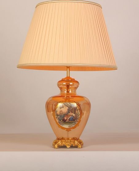 

Настольная лампа Abrasax Lilie TL.8102-1GO