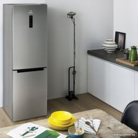 Холодильник Indesit DF 5181 XM