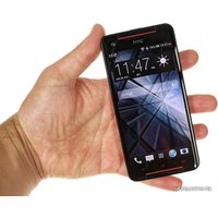 Телефон HTC Butterfly S