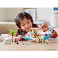 Конструктор LEGO Friends 41429 Самолёт в Хартлейк Сити