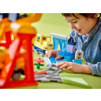 Конструктор LEGO Duplo 10428 Большой интерактивный общественный поезд