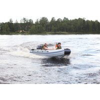 Моторно-килевая лодка Адмирал 320S