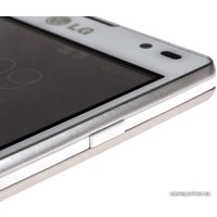 Смартфон LG P760 Optimus L9