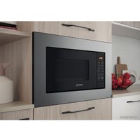 Микроволновая печь Indesit MWI 120 GX