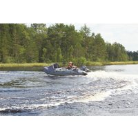 Моторно-килевая лодка Адмирал 305 Classic