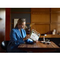 Конструктор LEGO Icons 10334 Радио в стиле ретро