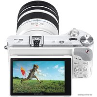 Беззеркальный фотоаппарат Samsung NX300 Kit 18-55mm