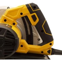 Дисковая (циркулярная) пила Denzel CS-210 27305