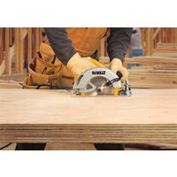 Дисковая (циркулярная) пила DeWalt DWE575